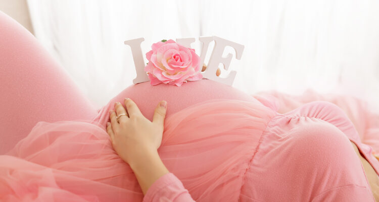 Profesionálne tehotenské fotenie Bratislava | Nadčasové tehotenské fotky